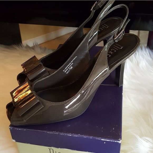 DARK GREY PATENT BOW SLINGBACKS - Picture 1 of 4